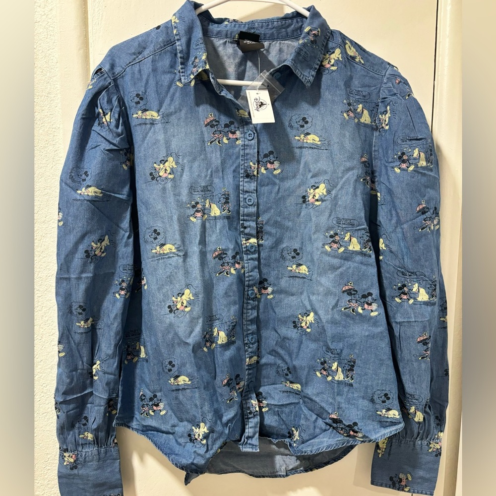 Disney Blue Mickey Mouse Print Chambray Button Up Shirt Size M Long Sleeve